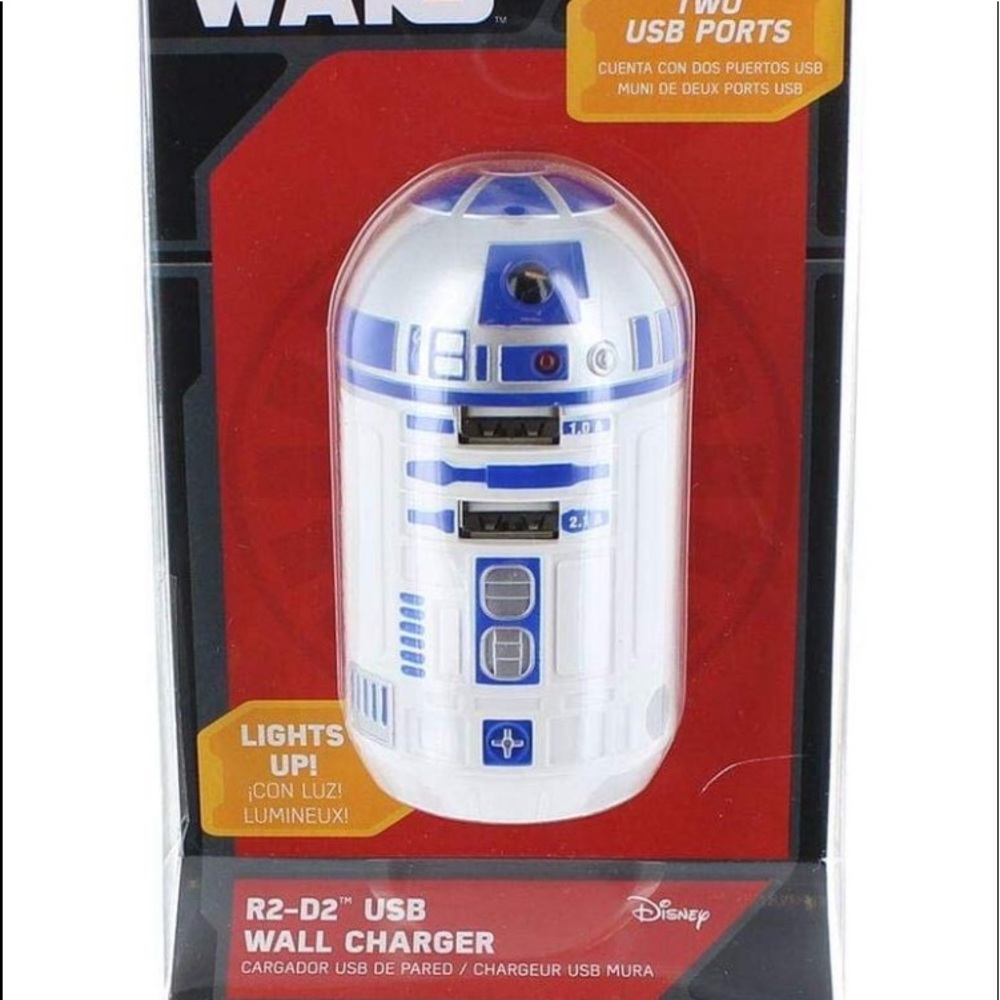 R2D2 light up USB charger NWT